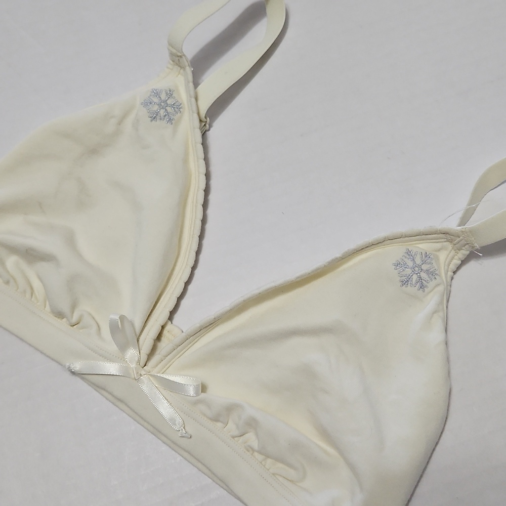 PINK Victoria's Secret Cream Pull Over Seamless Bralette Size M DD